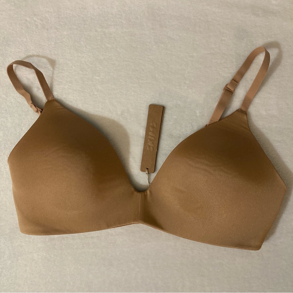 SKIMS Wireless Bra 36B NWT - Picture 2 of 5